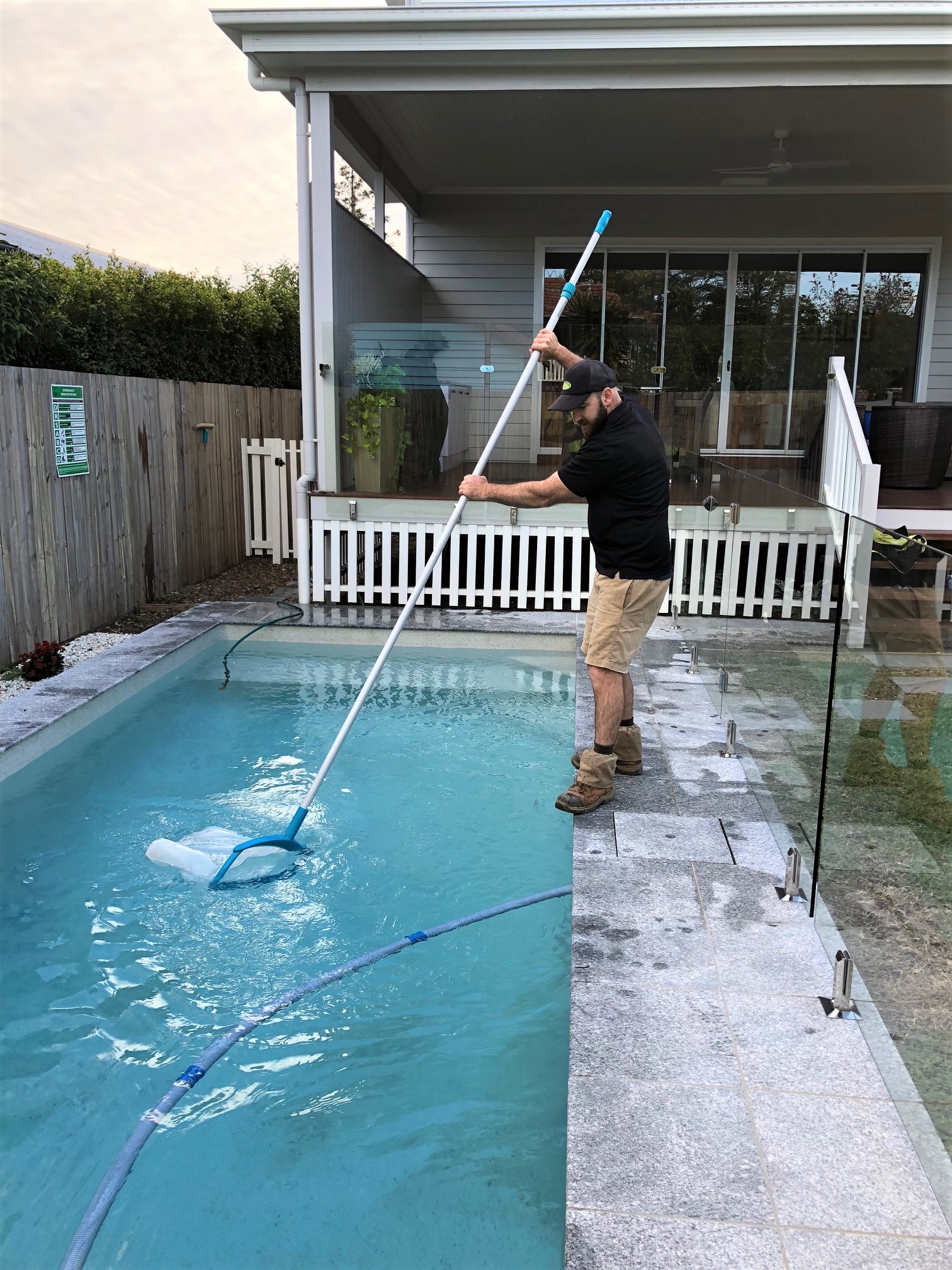 pool-maintenance-service-premium_pool_and_gardens | Premium Pools